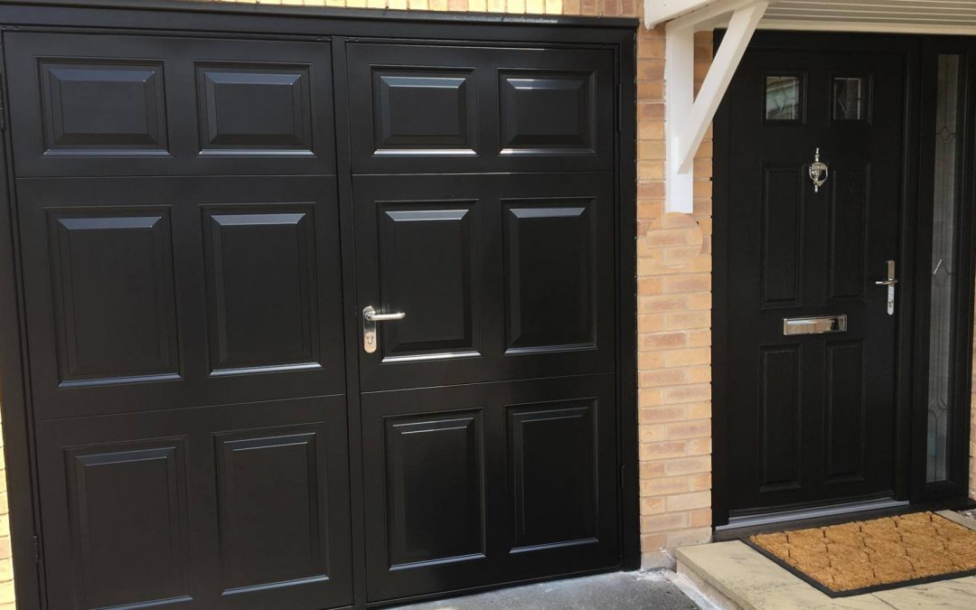 Differences Between Fibreglass Garage Doors & Steel Garage Doors
